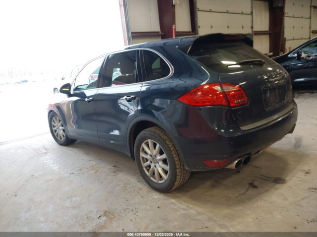 2014 PORSCHE CAYENNE WP1AB2A24ELA57641 Photo 2