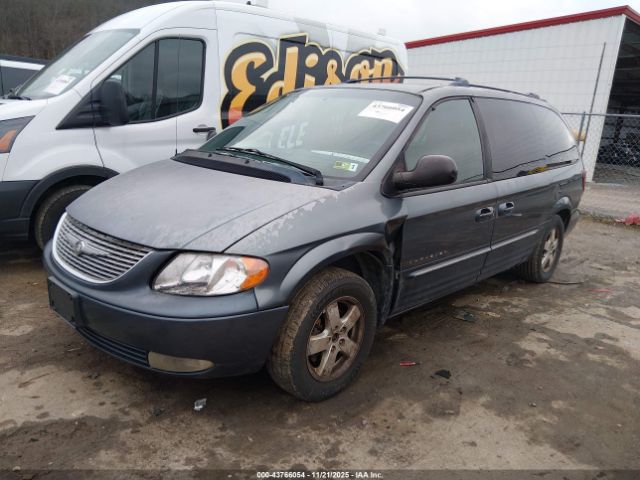 2001 CHRYSLER TOWN & COUNTRY 2C8GP64L51R240197 Photo 1