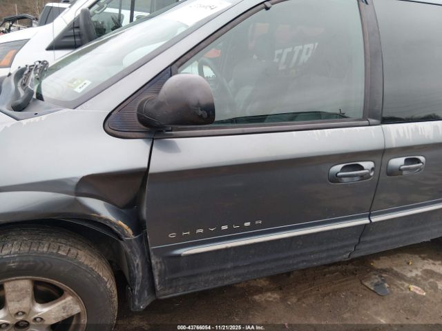 2001 CHRYSLER TOWN & COUNTRY 2C8GP64L51R240197 Photo 5