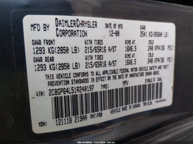 2001 CHRYSLER TOWN & COUNTRY 2C8GP64L51R240197 Photo 8