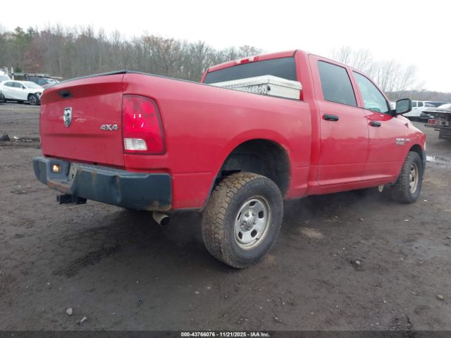 2016 RAM 1500 3C6RR7KT0GG302589 Photo 3