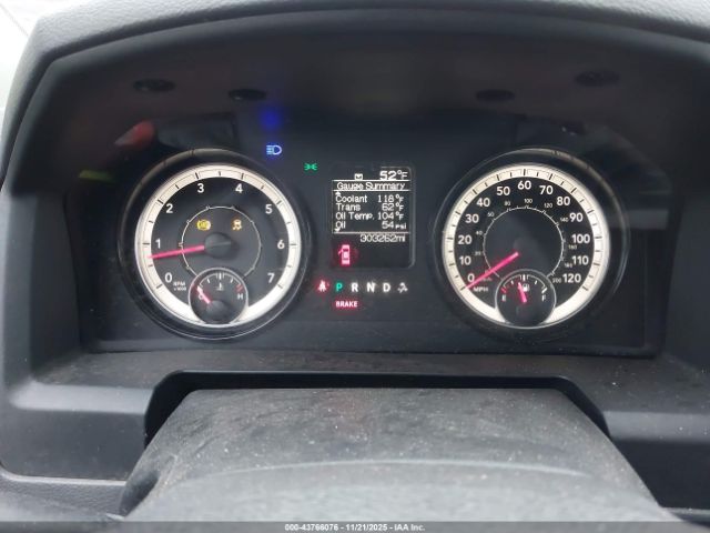 2016 RAM 1500 3C6RR7KT0GG302589 Photo 6