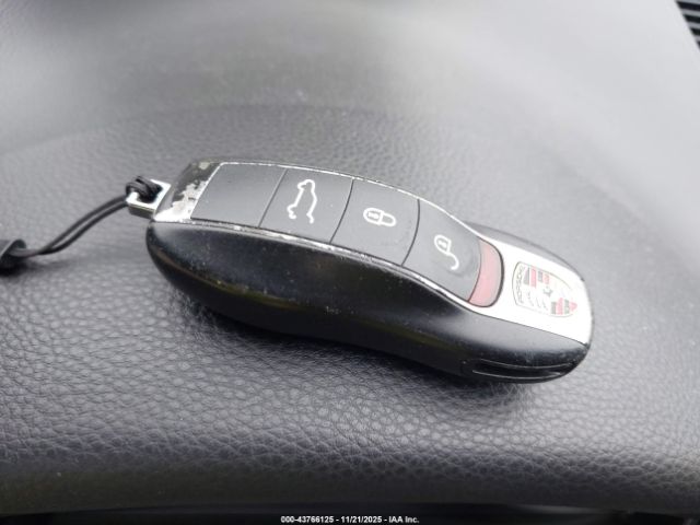 2015 PORSCHE MACAN WP1AB2A5XFLB62793 Photo 10