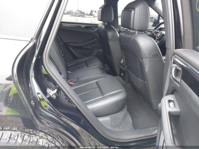 2015 PORSCHE MACAN WP1AB2A5XFLB62793 Photo 7