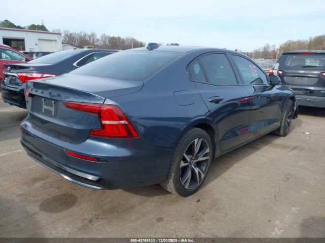 2024 VOLVO S60 7JRL12FL3RG318823 Photo 3