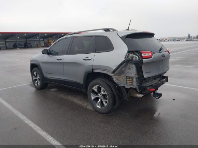 2016 JEEP CHEROKEE 1C4PJMBB1GW313812 Photo 2