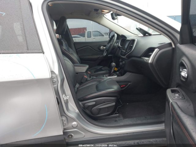 2016 JEEP CHEROKEE 1C4PJMBB1GW313812 Photo 4