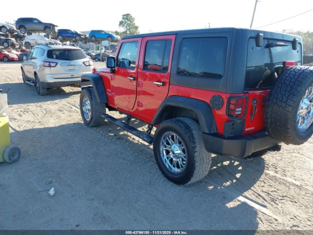 2012 JEEP WRANGLER UNLIMITED 1C4BJWDG2CL129750 Photo 2