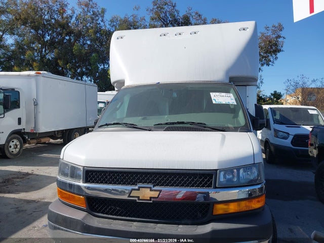 Chevrolet Express Cutaway 4500 Van 2024 1HA6GVC76RN002973 Image 12