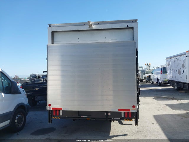 Chevrolet Express Cutaway 4500 Van 2024 1HA6GVC76RN002973 Image 15