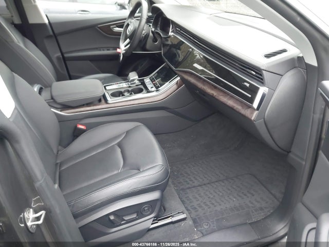 2020 AUDI Q8 WA1CVAF13LD020156 Photo 4