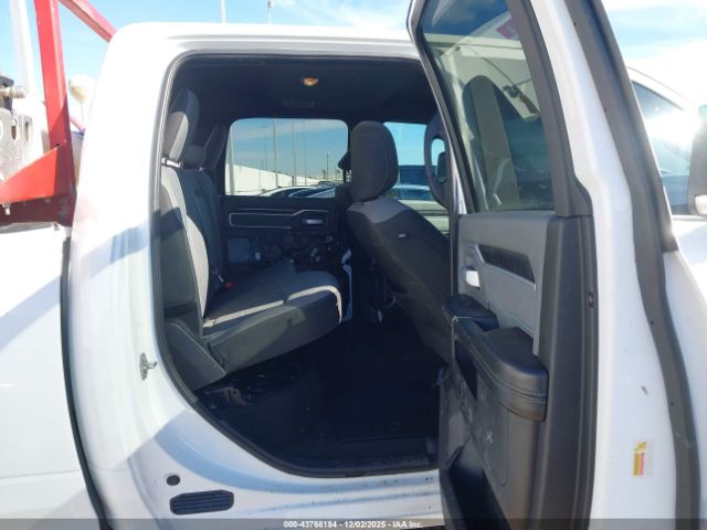 2022 RAM 2500 3C6UR5DL1NG165526 Photo 7