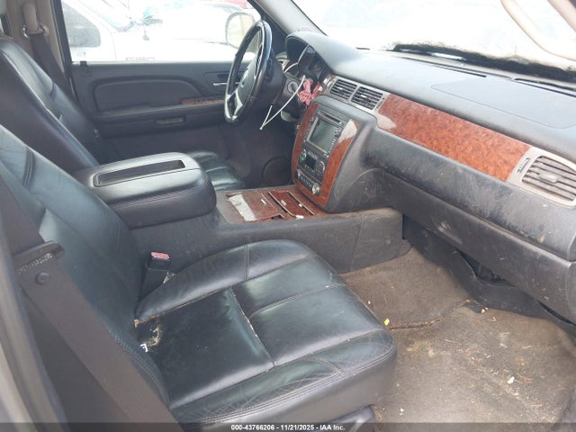43766206 :رقم المزاد ، 3GNEC12018G233500 vin ، 2008 Chevrolet Avalanche 1500 Ltz مزاد بيع