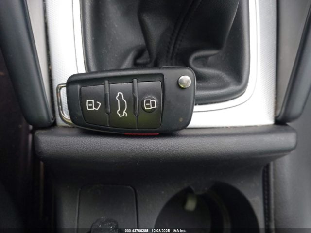 2012 AUDI A3 WAUPFAFM8CA015127 Photo 10