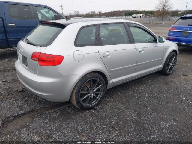 2012 AUDI A3 WAUPFAFM8CA015127 Photo 3