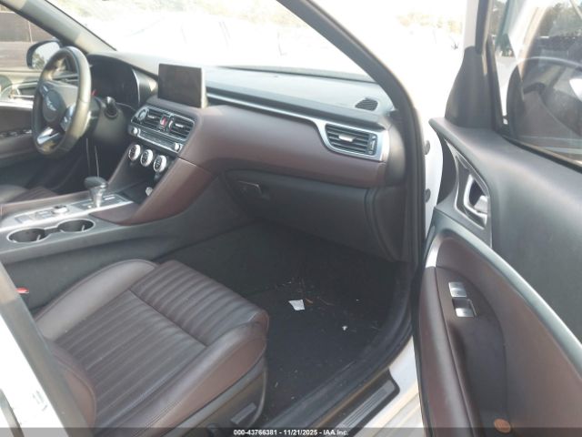 2022 GENESIS G70 KMTG34TA1NU096370 Photo 4