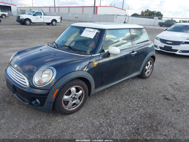 2008 MINI COOPER WMWMF33548TU67356 Photo 1