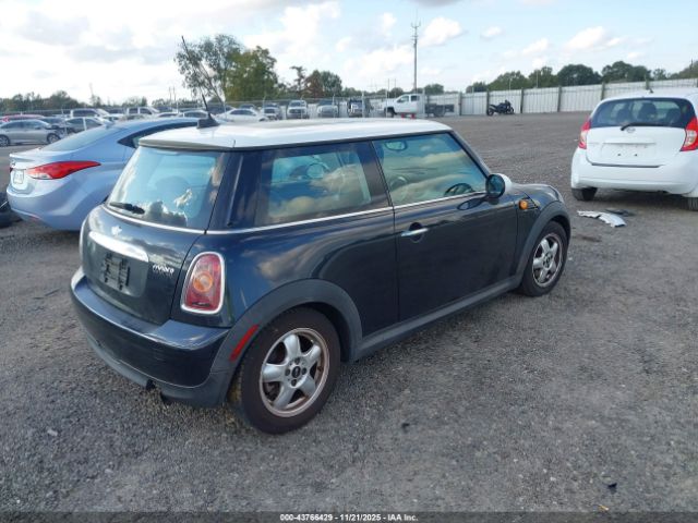 2008 MINI COOPER WMWMF33548TU67356 Photo 3