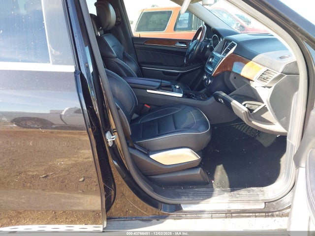 2013 MERCEDES-BENZ GL 550 4JGDF7DE9DA159092 Photo 4