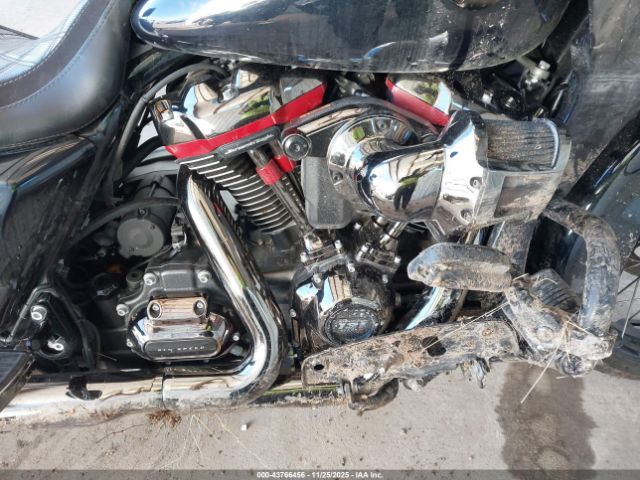 2022 HARLEY-DAVIDSON FLTRXSE 1HD1TCL19NB950420 Photo 7