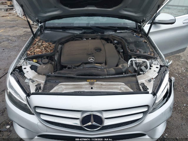 55SWF8EB4KU305943 Mercedes-Benz C 300 4matic