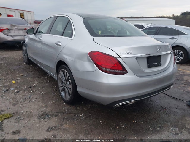 55SWF8EB4KU305943 Mercedes-Benz C 300 4matic