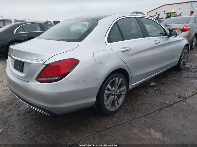 55SWF8EB4KU305943 Mercedes-Benz C 300 4matic