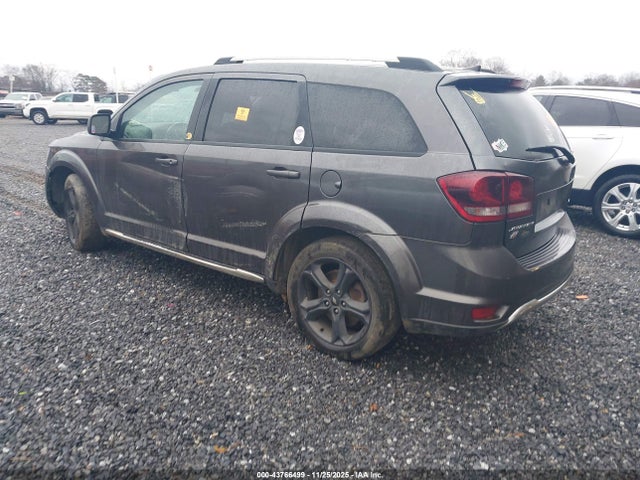 Dodge Journey Crossroad Awd 2018 3C4PDDGG4JT499449 Image 3