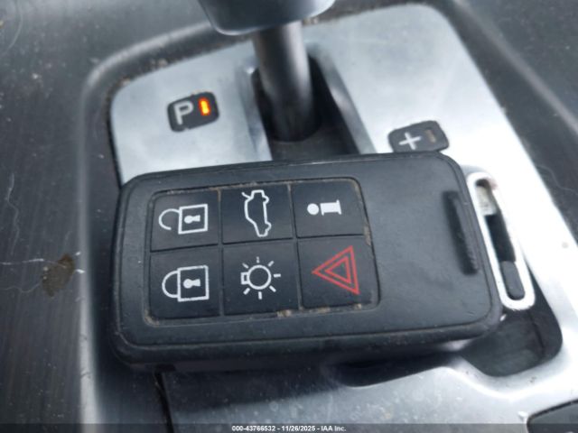 2011 VOLVO S60 YV1902FH5B2015062 Photo 10