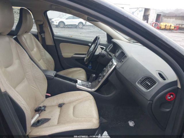 2011 VOLVO S60 YV1902FH5B2015062 Photo 4