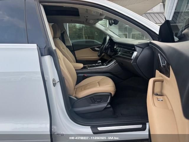 2019 AUDI Q8 WA1AVAF12KD018856 Photo 4