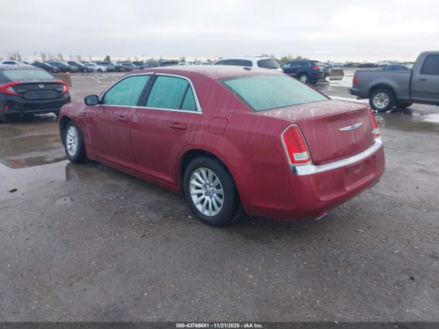 2011 CHRYSLER 300 2C3CA4CG3BH550418 Photo 2