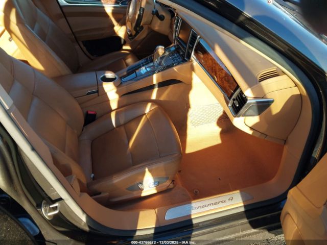 2014 PORSCHE PANAMERA WP0AA2A70EL012597 Photo 4