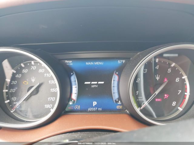 2017 MASERATI LEVANTE ZN661XUS0HX222938 Photo 6