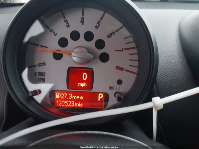 2014 MINI COUNTRYMAN WMWZB3C56EWR37916 Photo 6