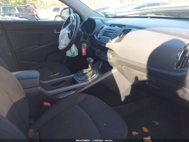 2012 KIA SPORTAGE KNDPBCA28C7333049 Photo 4