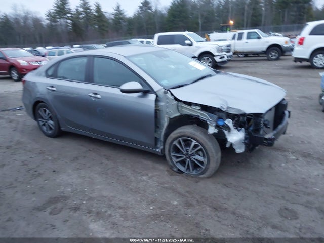 KIA Forte Lxs 2022 3KPF24AD1NE458450 главное изображение