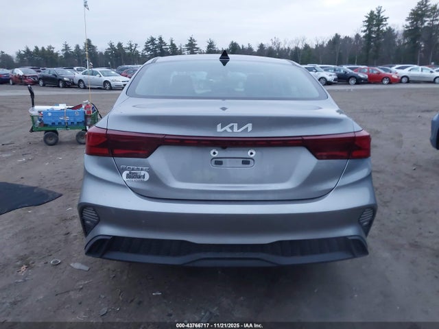 KIA Forte Lxs 2022 3KPF24AD1NE458450 Image 17
