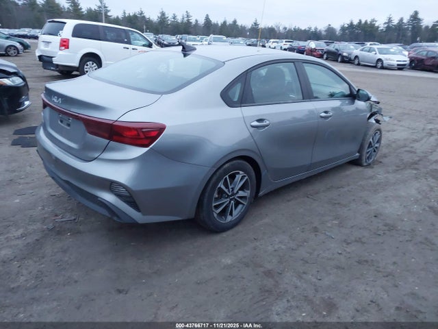 KIA Forte Lxs 2022 3KPF24AD1NE458450 Image 4