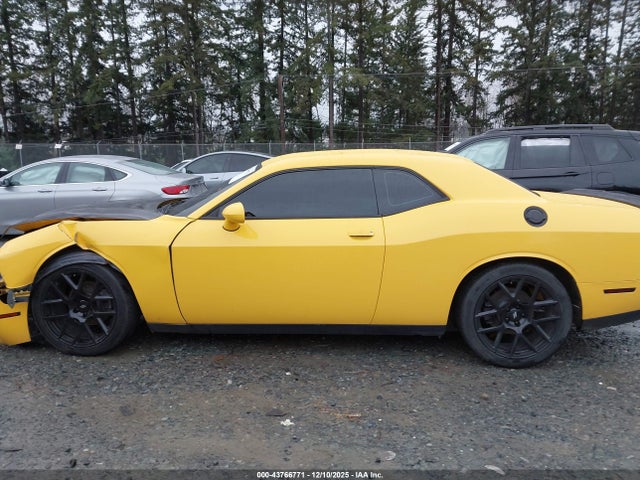 2C3CDZAG3JH199516 Dodge Challenger Sxt
