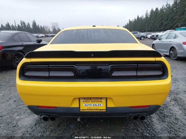 2C3CDZAG3JH199516 Dodge Challenger Sxt