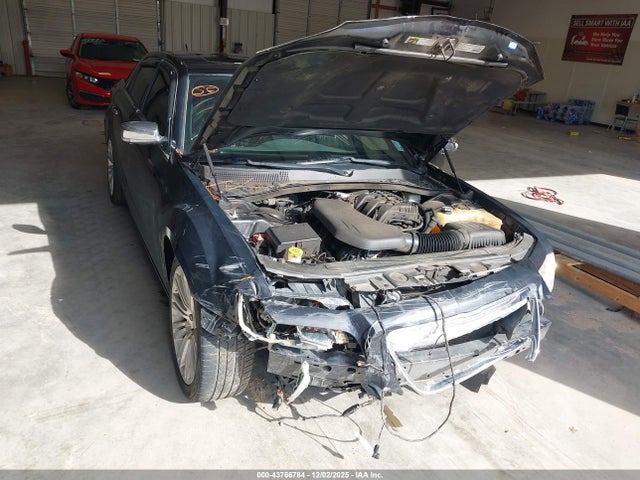 Chrysler 300C 2014 2C3CCAEG1EH190057 Image 18