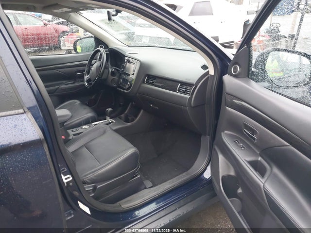 2016 MITSUBISHI OUTLANDER JA4AZ3A38GZ007184 Photo 4