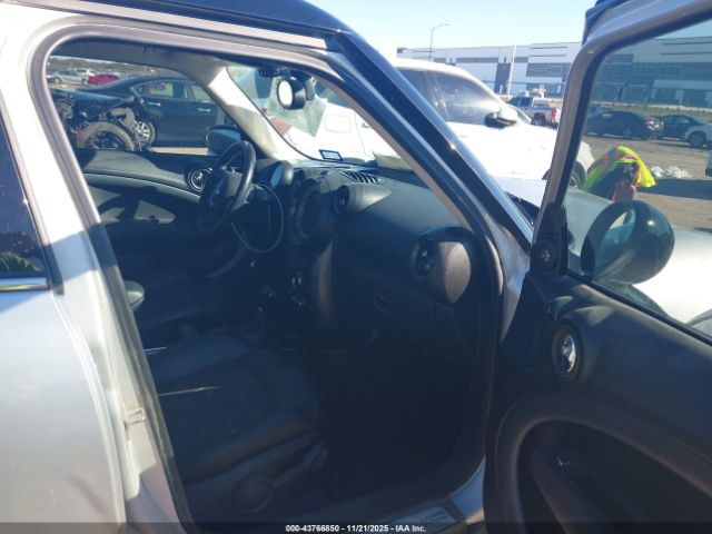 2016 MINI COUNTRYMAN WMWZC5C54GWU21999 Photo 4