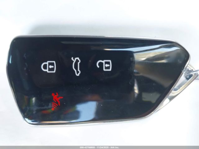 2023 VOLKSWAGEN ID.4 1V2HMPE81PC055160 Photo 10