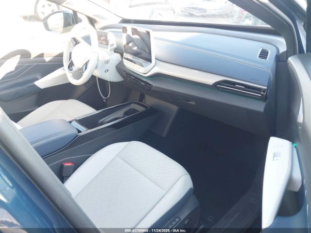 2023 VOLKSWAGEN ID.4 1V2HMPE81PC055160 Photo 4