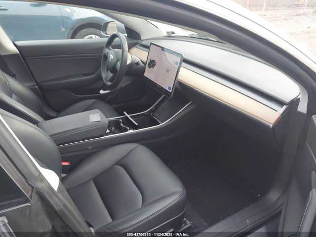2020 TESLA MODEL 3 5YJ3E1EB7LF717418 Photo 4