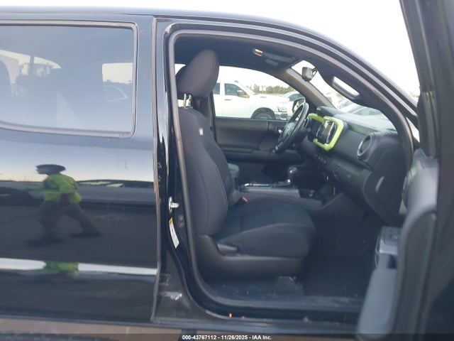 5TFAZ5CN5HX039572 Toyota Tacoma Trd Sport