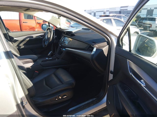2019 CADILLAC XT5 1GYKNCRS1KZ227545 Photo 4