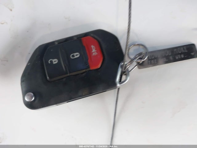 2023 JEEP WRANGLER 4XE 1C4JJXP6XPW583415 Photo 10